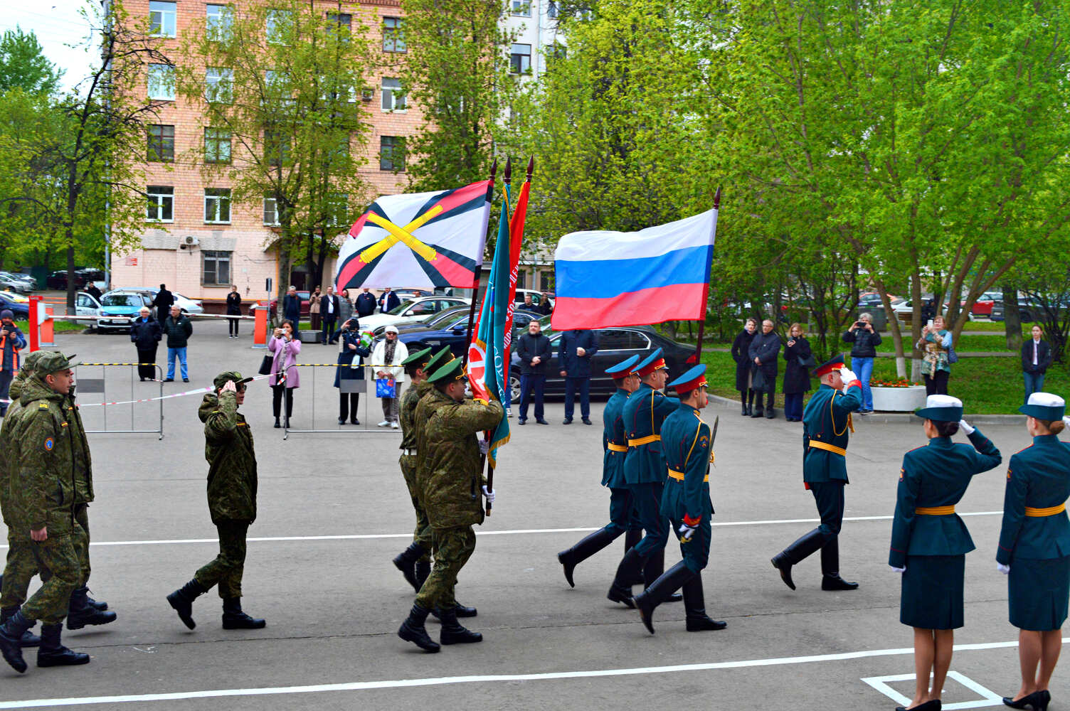 Праздничная церемония в военно-учебном центре