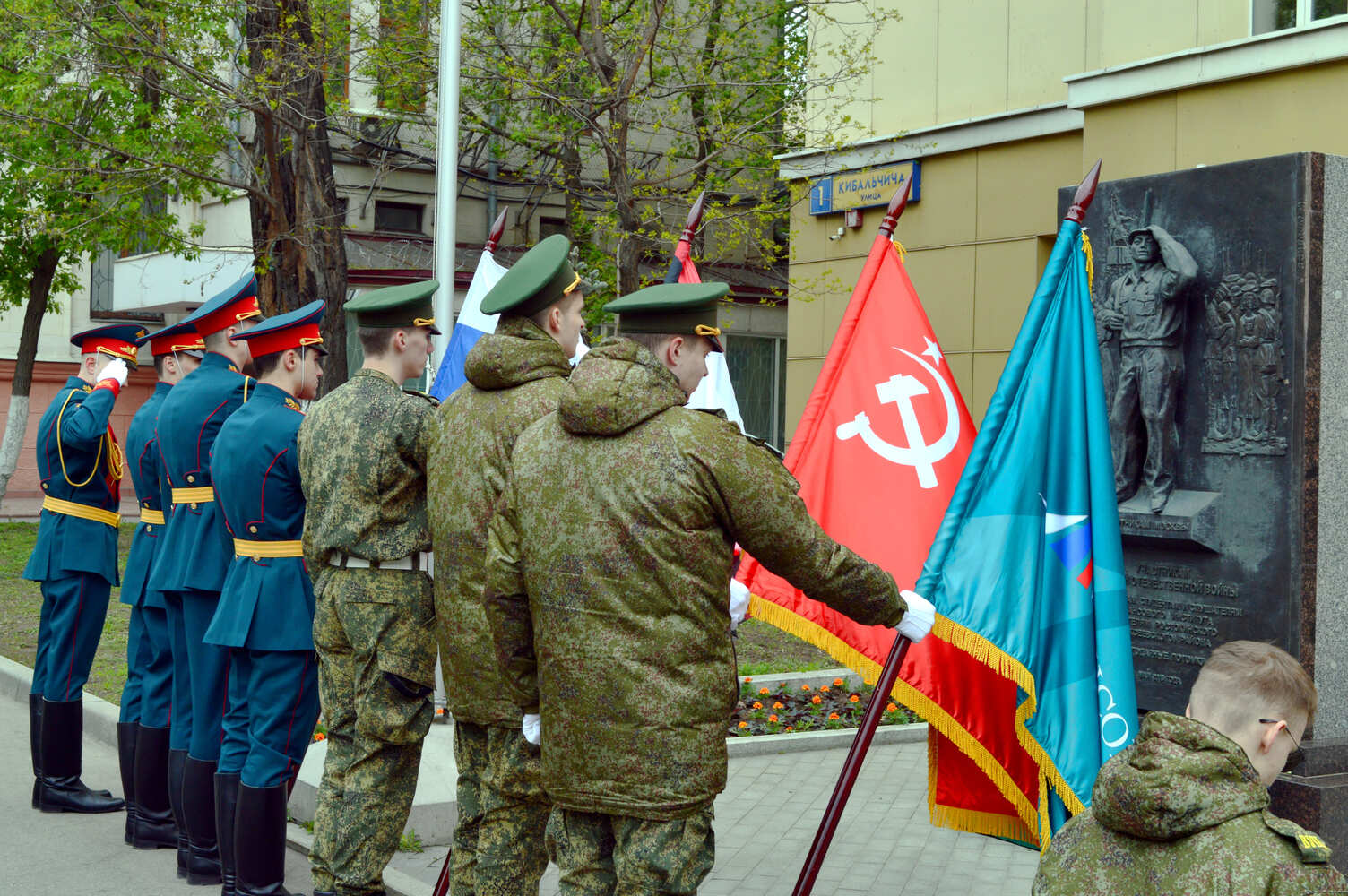 Праздничная церемония в военно-учебном центре