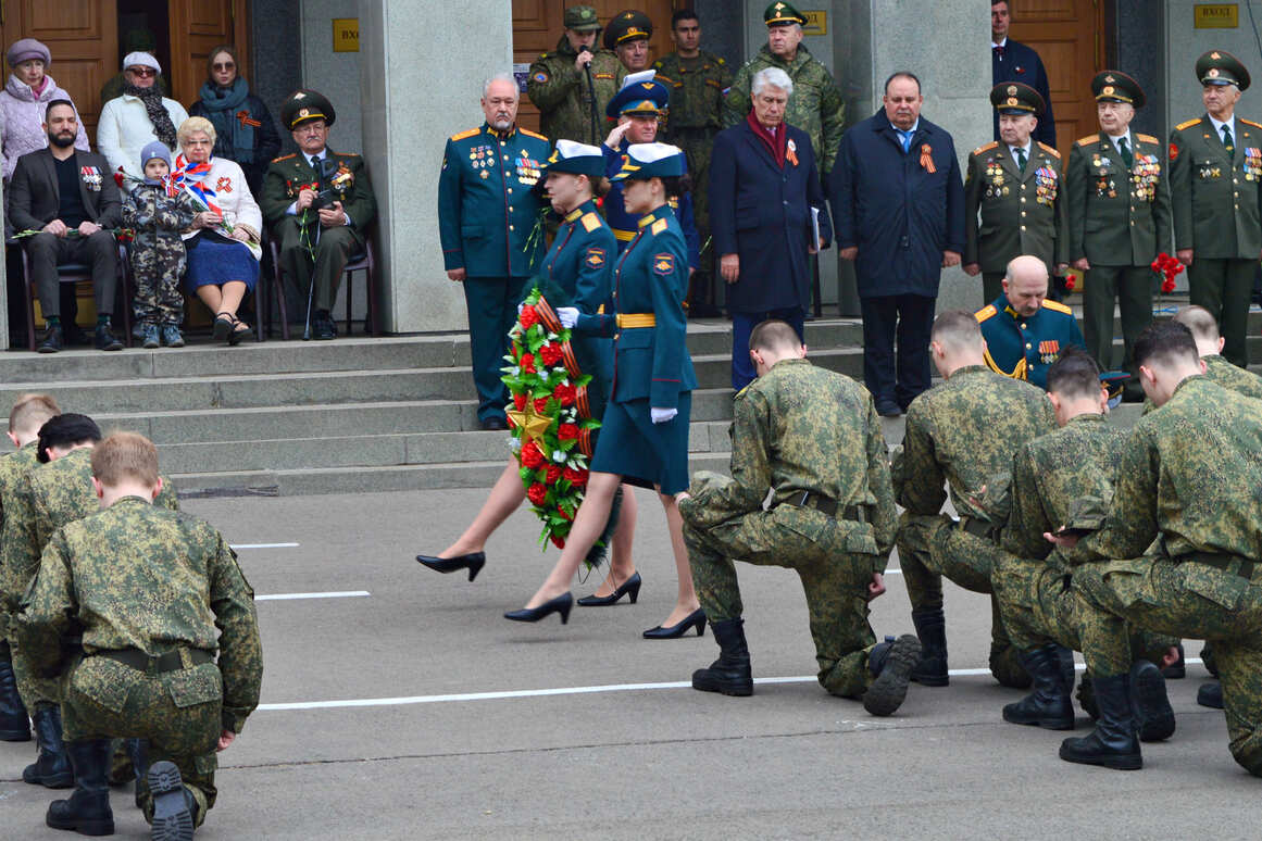 Праздничная церемония в военно-учебном центре