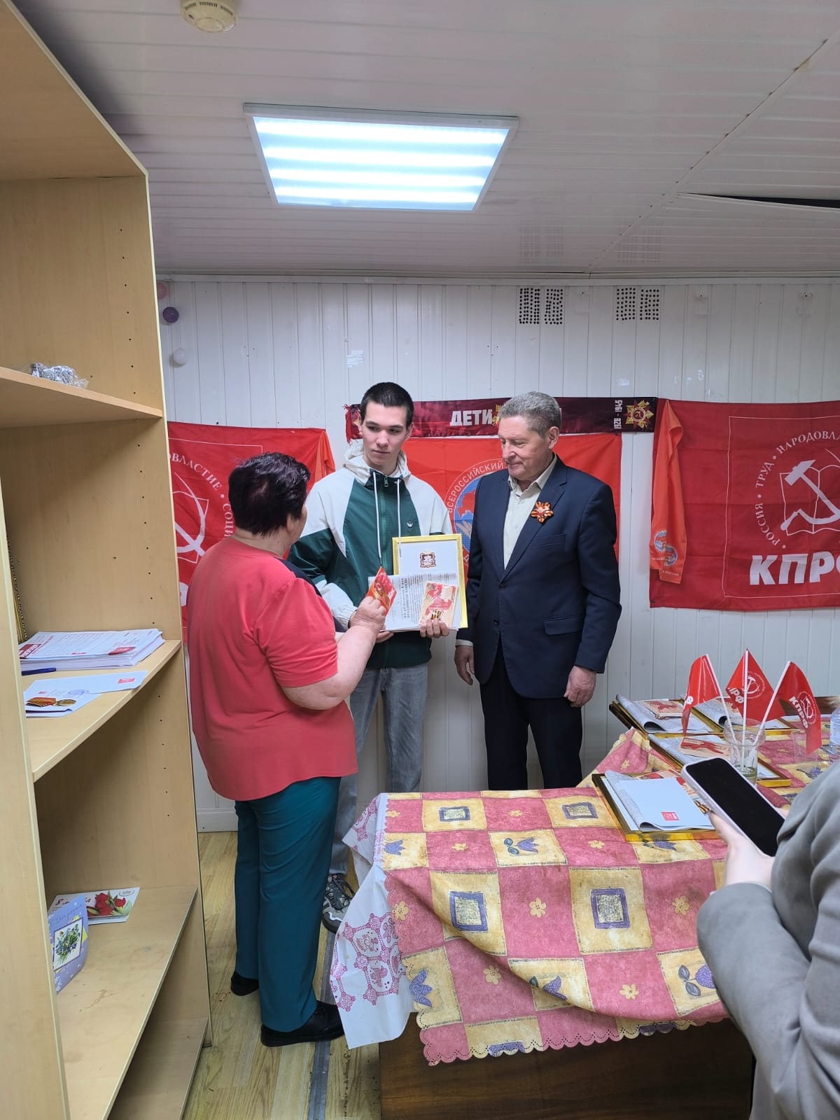В Зарайске прошла встреча волонтеров с депутатом Мособлдумы Владимиром Барсуковым