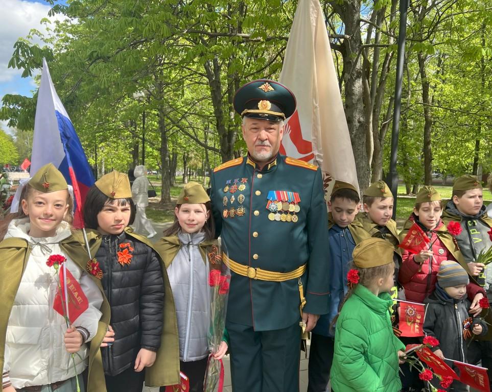 У Вечного огня в Юбилейном