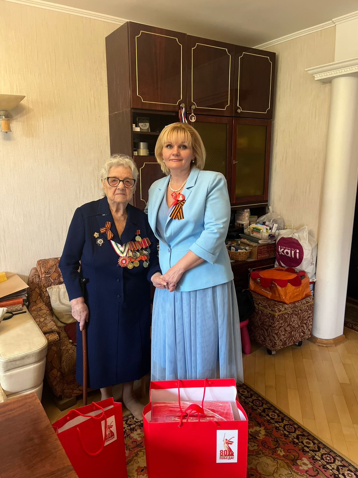 Поздравление ветеранов с 80-летием Победы Красной армии