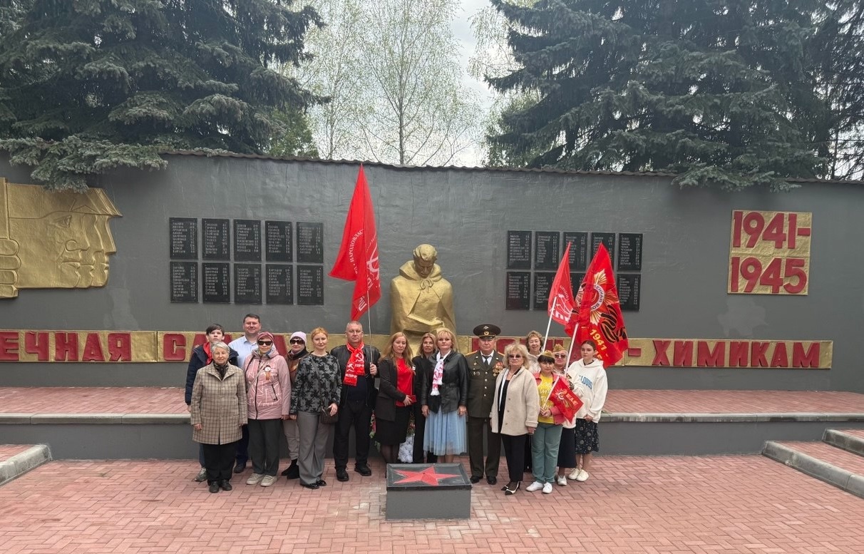 Автопробег КПРФ: память о героях и поздравления с Днем Победы