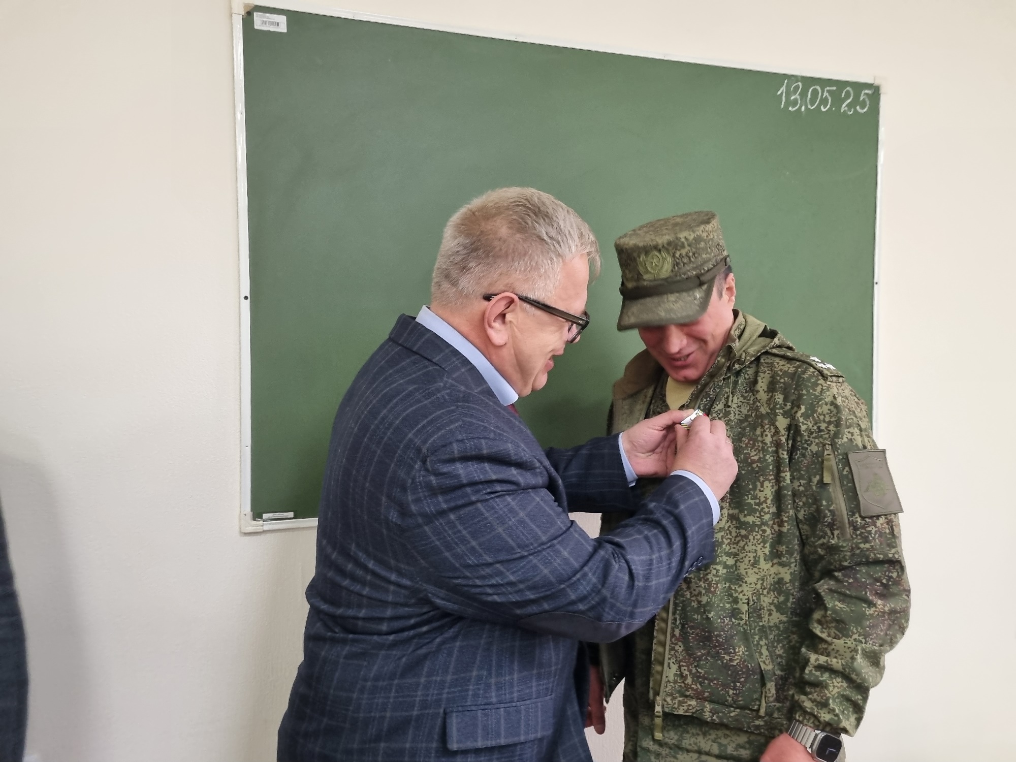 Руководитель фракции КПРФ Александр Наумов в рамках рабочей поездки посетил военкоматы г.о. Домодедово и Ленинского г.о.
