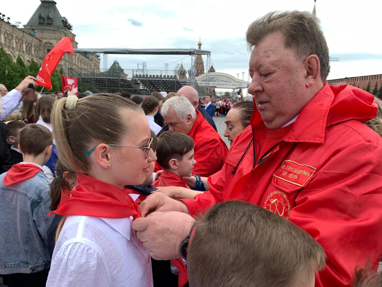 В Москве на Красной площади состоялась торжественная линейка и прием в пионеры (18.05.2025)