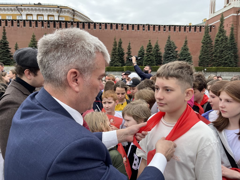 В Москве на Красной площади состоялась торжественная линейка и прием в пионеры (18.05.2025)