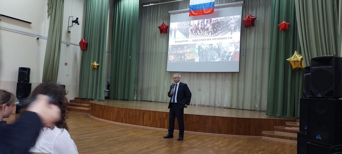 Патриотическое воспитание подрастающего поколения – основа работы