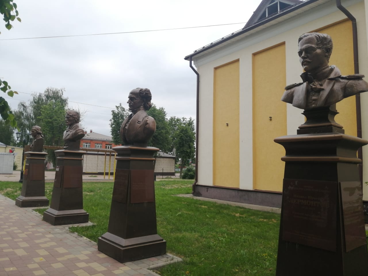 Славься великий русский язык!