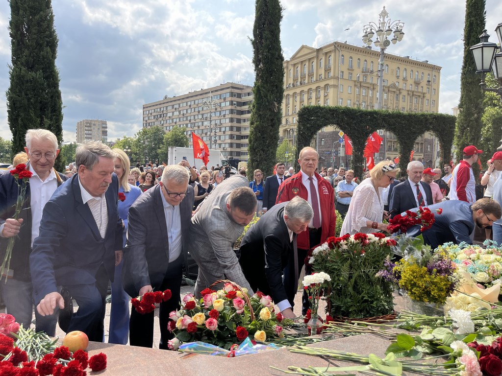 Г.А. Зюганов: «С Днем рождения А.С. Пушкина! С Днем русского языка!» (06.06.2025)