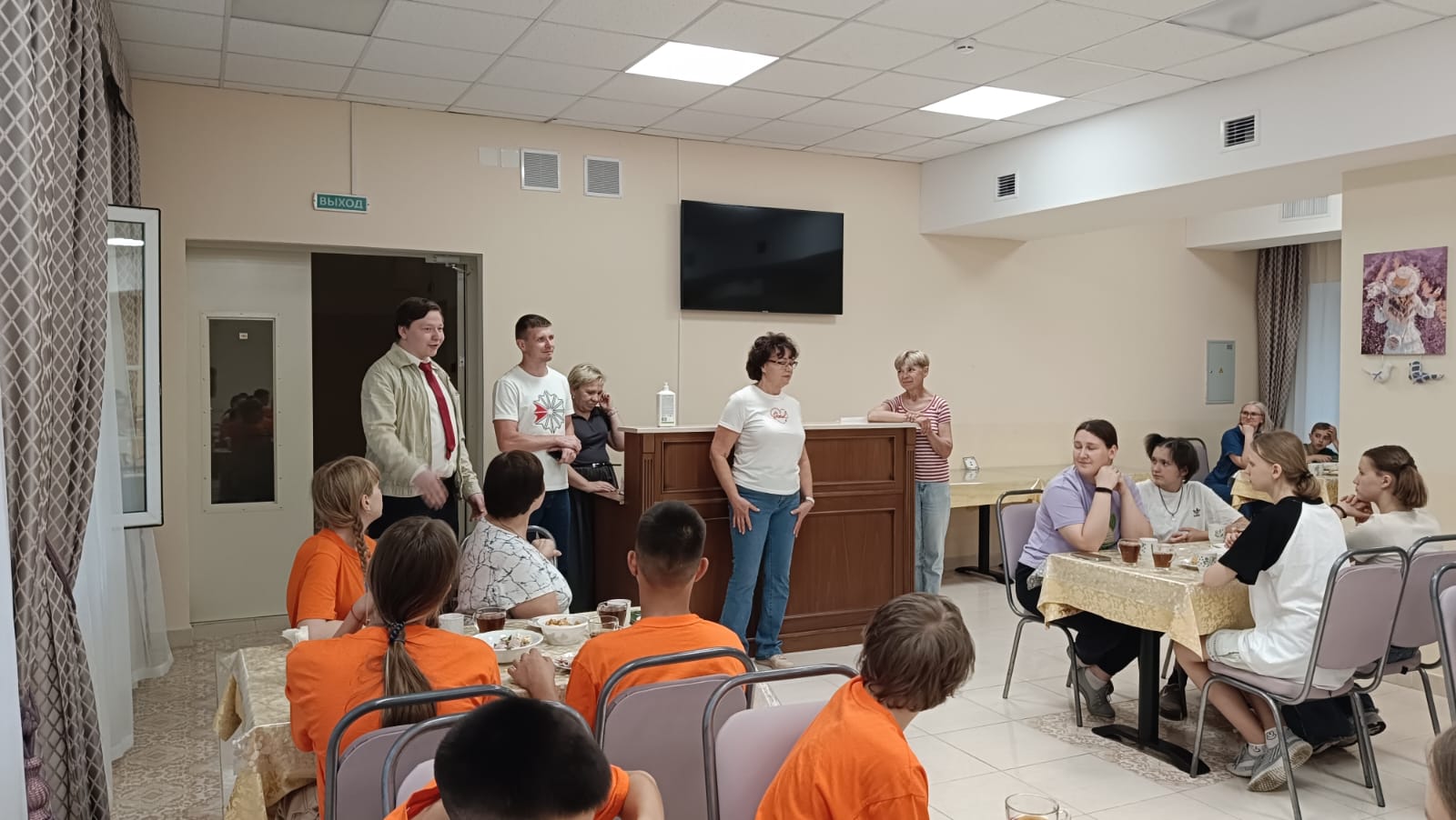 Аллея кедров