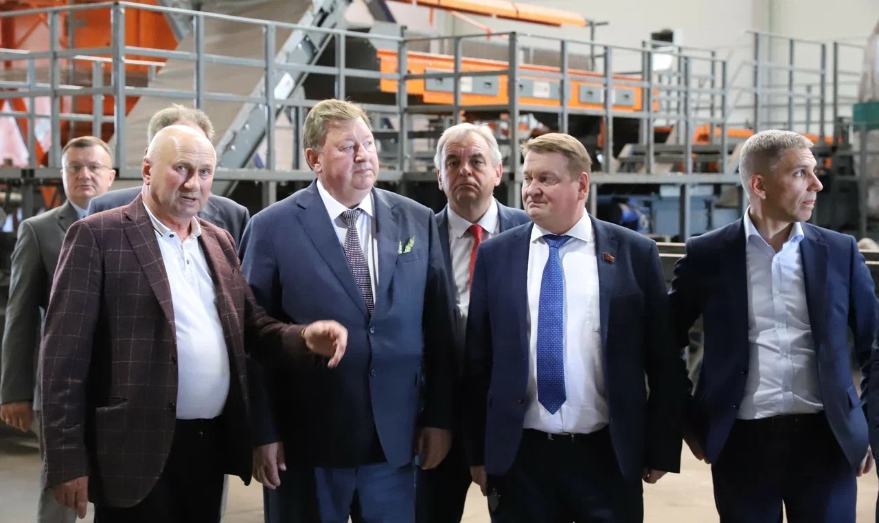 В.И. Кашин посетил сельхозпредприятия Орловской области