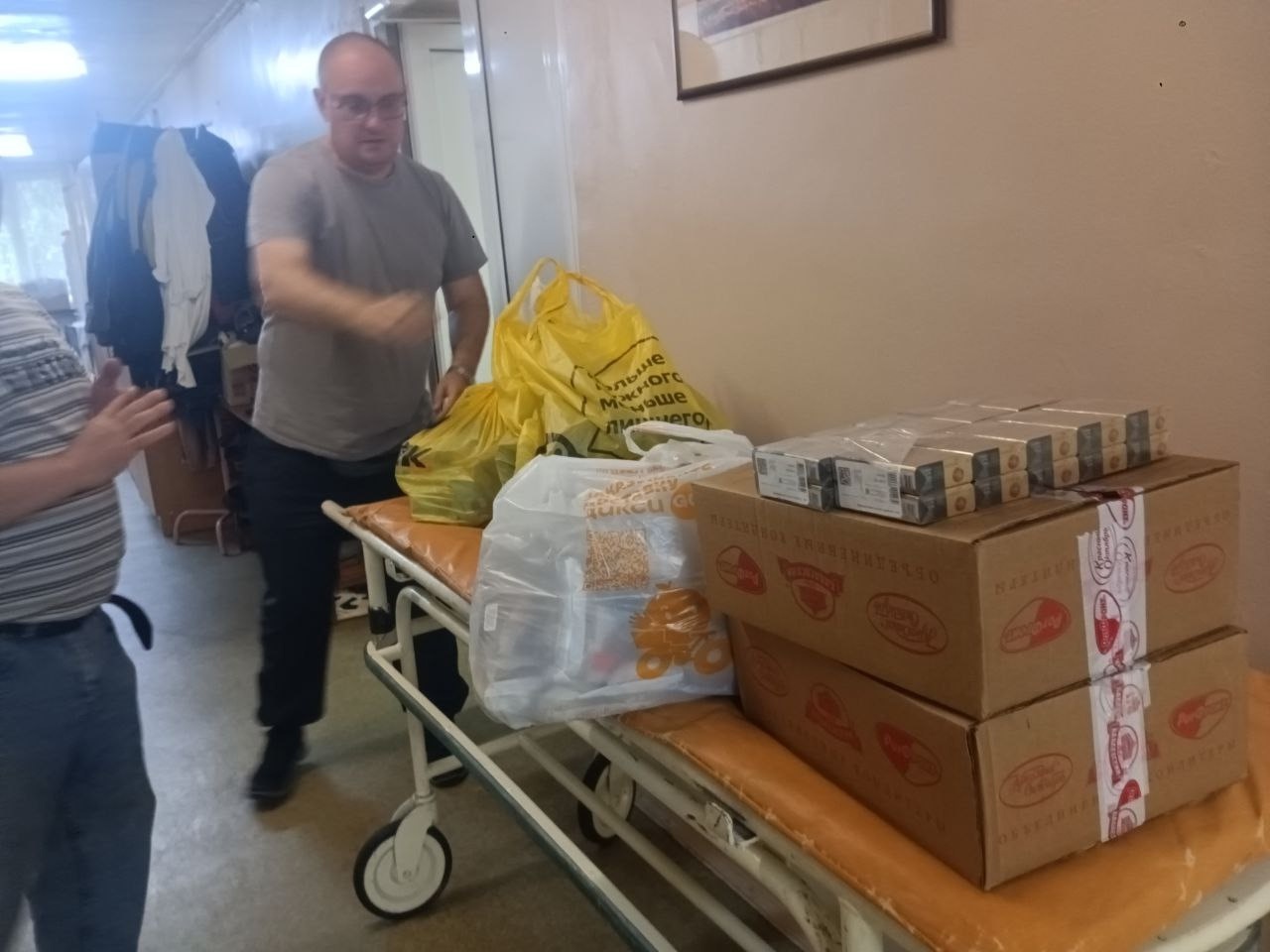 Подмосковье помогает: поездка в госпиталь