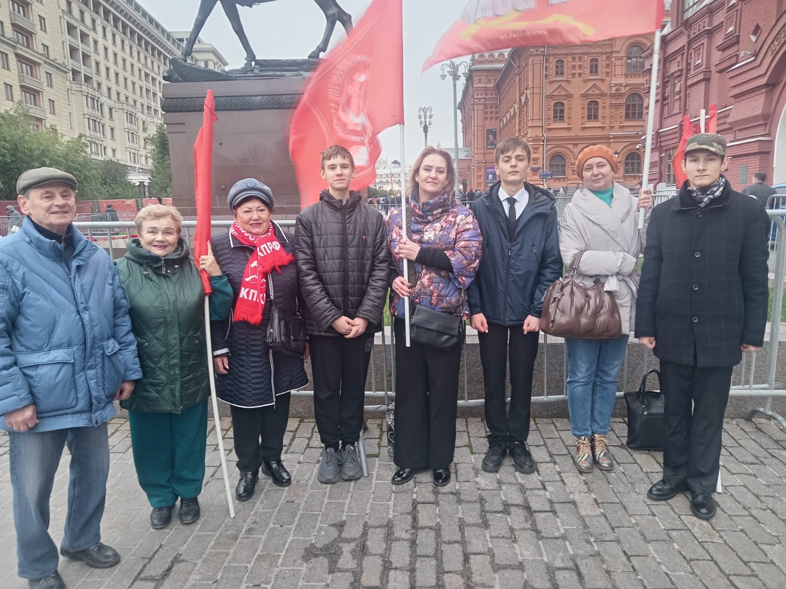 Электростальские коммунисты отметили день Великого Октября