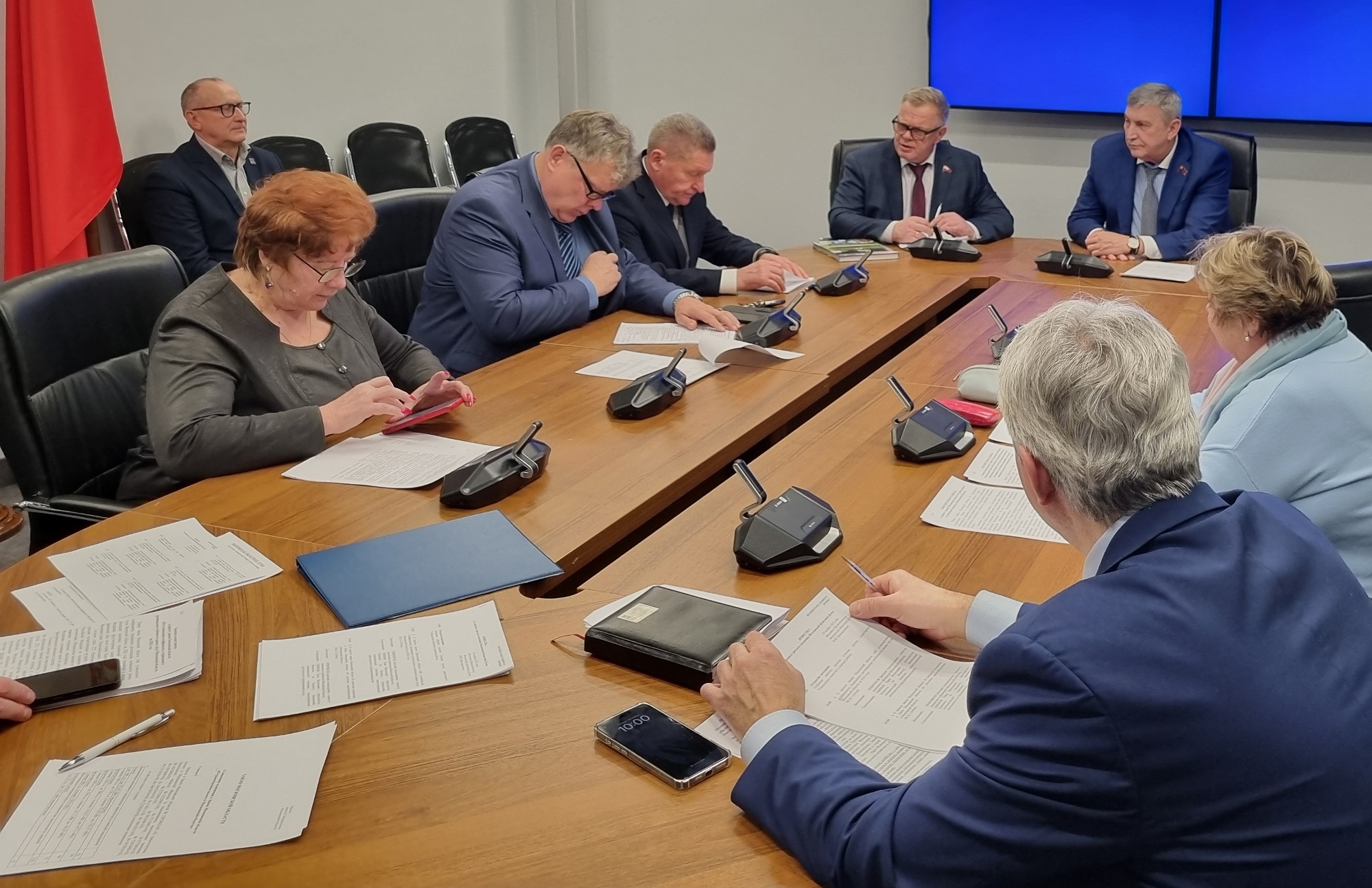 Депутаты фракции КПРФ в Мособлдуме воздержались при голосовании за бюджет Подмосковья на 2026 год