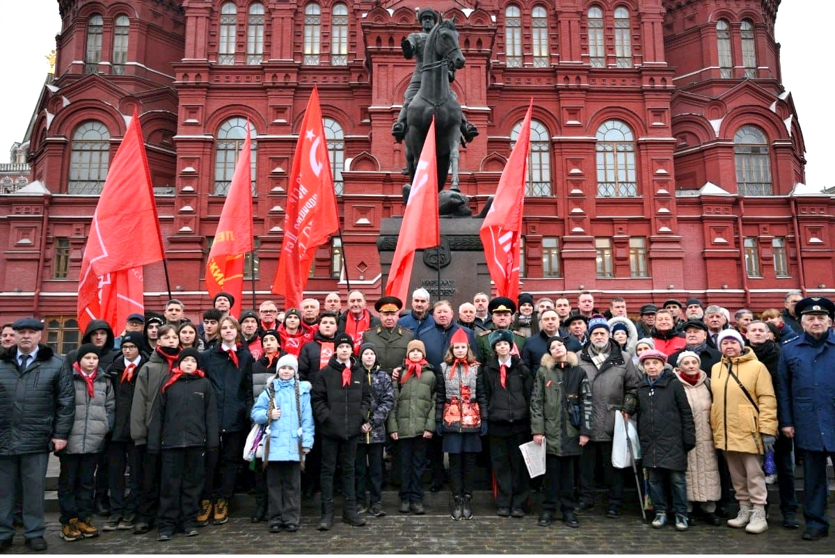 Сталинская конституция - основной закон Победы!