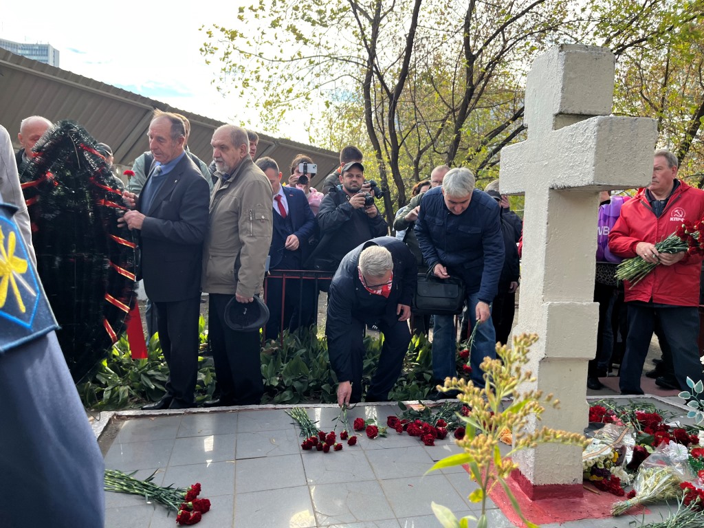 Г.А. Зюганов на митинге в Москве: Желаю всем мужества и воли для новых побед! (04.10.2025)