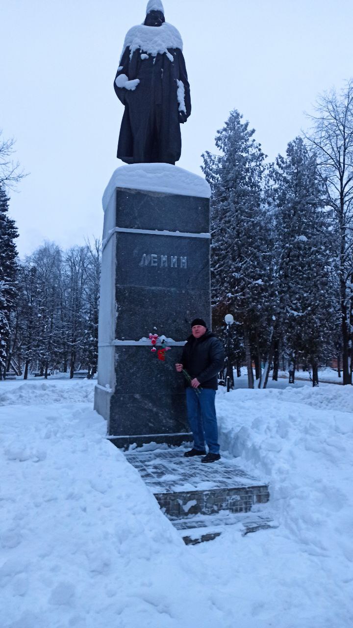 В Серпухове почтили память В.И. Ленина