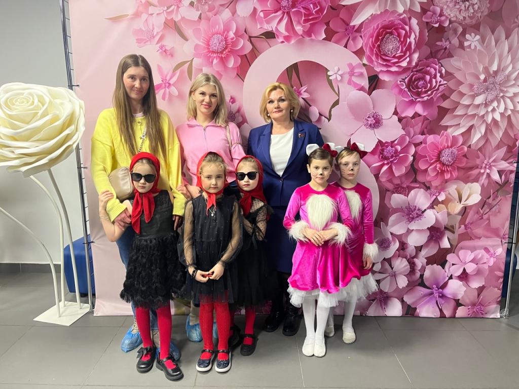 Торжественное мероприятие в Звёздном городке к Международному женскому Дню
