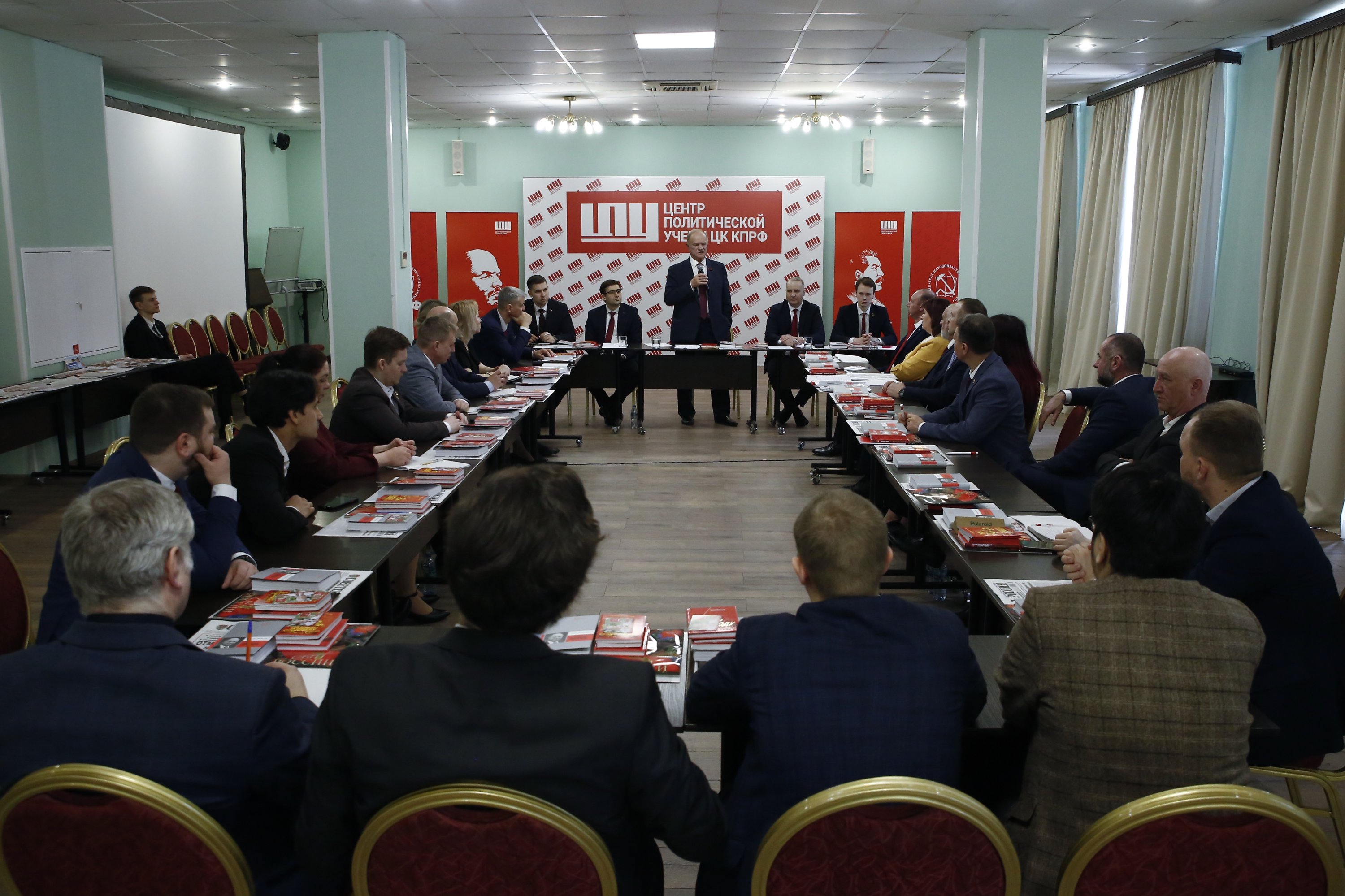 Геннадий Зюганов: Победа на выборах возможна только при консолидации народно-патриотических сил