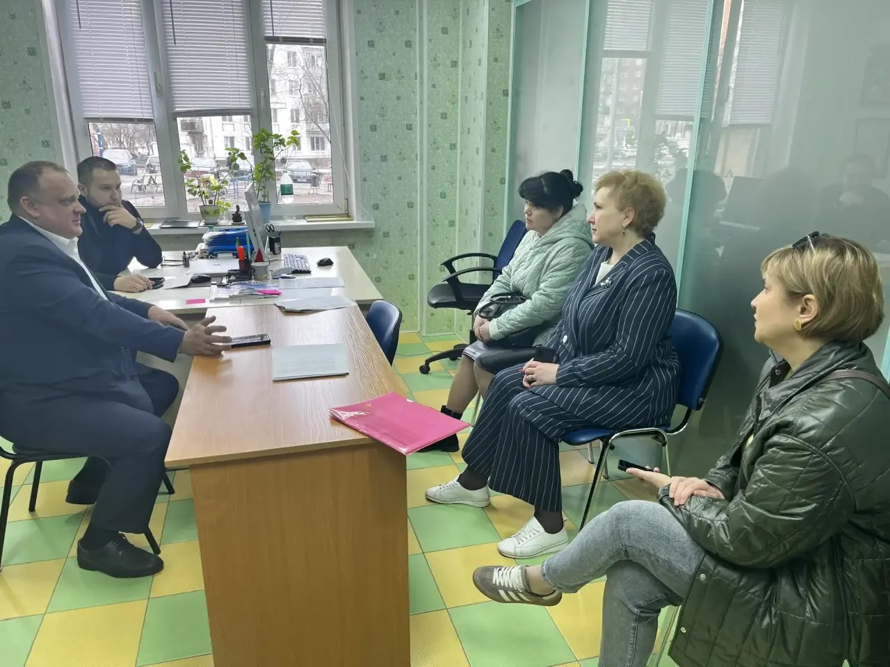 В Балашихе Олег Зверев провел встречу с жителями