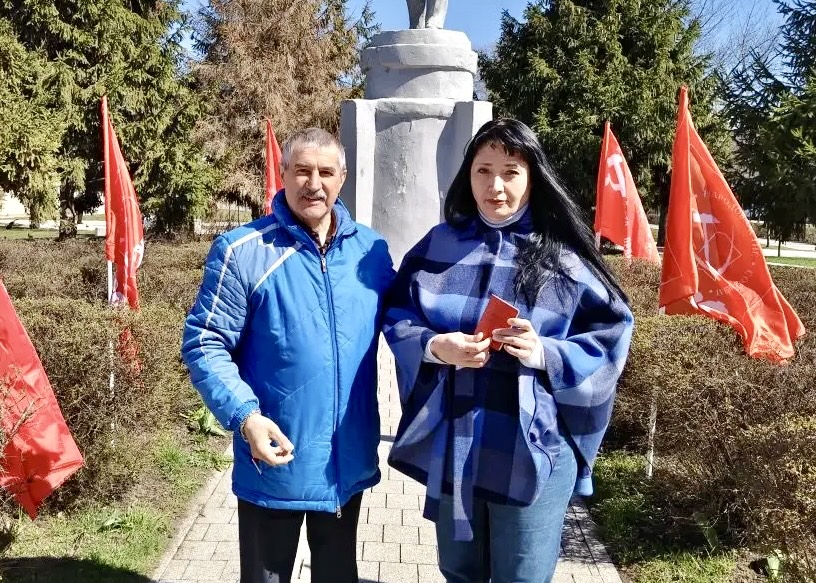 Ленинский призыв: в Коломне в день рождения В.И. Ленина партия пополнилась новыми членами