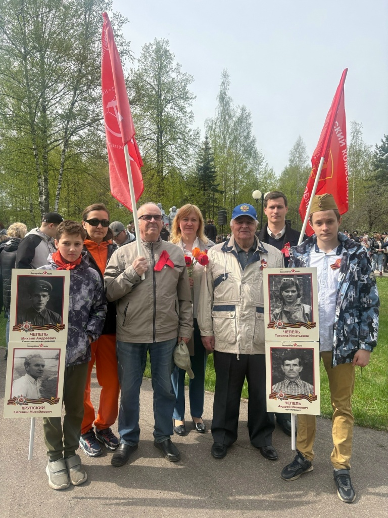 Автопробег в честь Победы советского народа