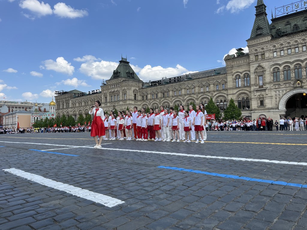 На Красной площади состоялся торжественный приём в ряды пионерии (17.05.2026)