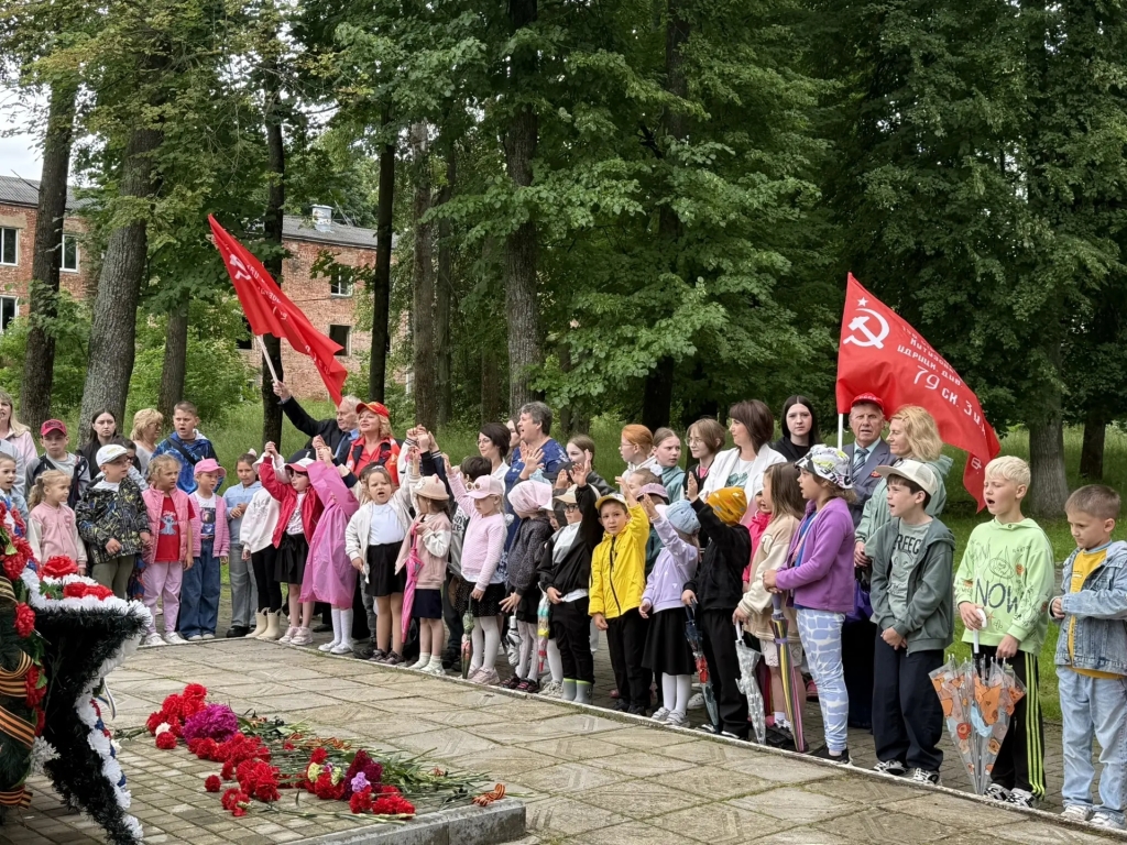 Представители Московского Обкома КПРФ: Беляева Т.Н. и Васильева Е.Ю. в Дни памяти и скорби 21-22 июня приняли участие в торжественных мероприятиях на легендарной Волоколамской земле