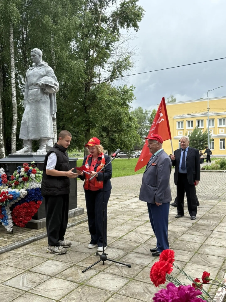 Представители Московского Обкома КПРФ: Беляева Т.Н. и Васильева Е.Ю. в Дни памяти и скорби 21-22 июня приняли участие в торжественных мероприятиях на легендарной Волоколамской земле