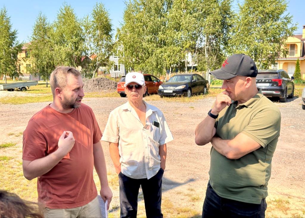 Сергей Стрельцов с командой КПРФ встретился с жителями коломенского ДНП «ЖК «Малино»