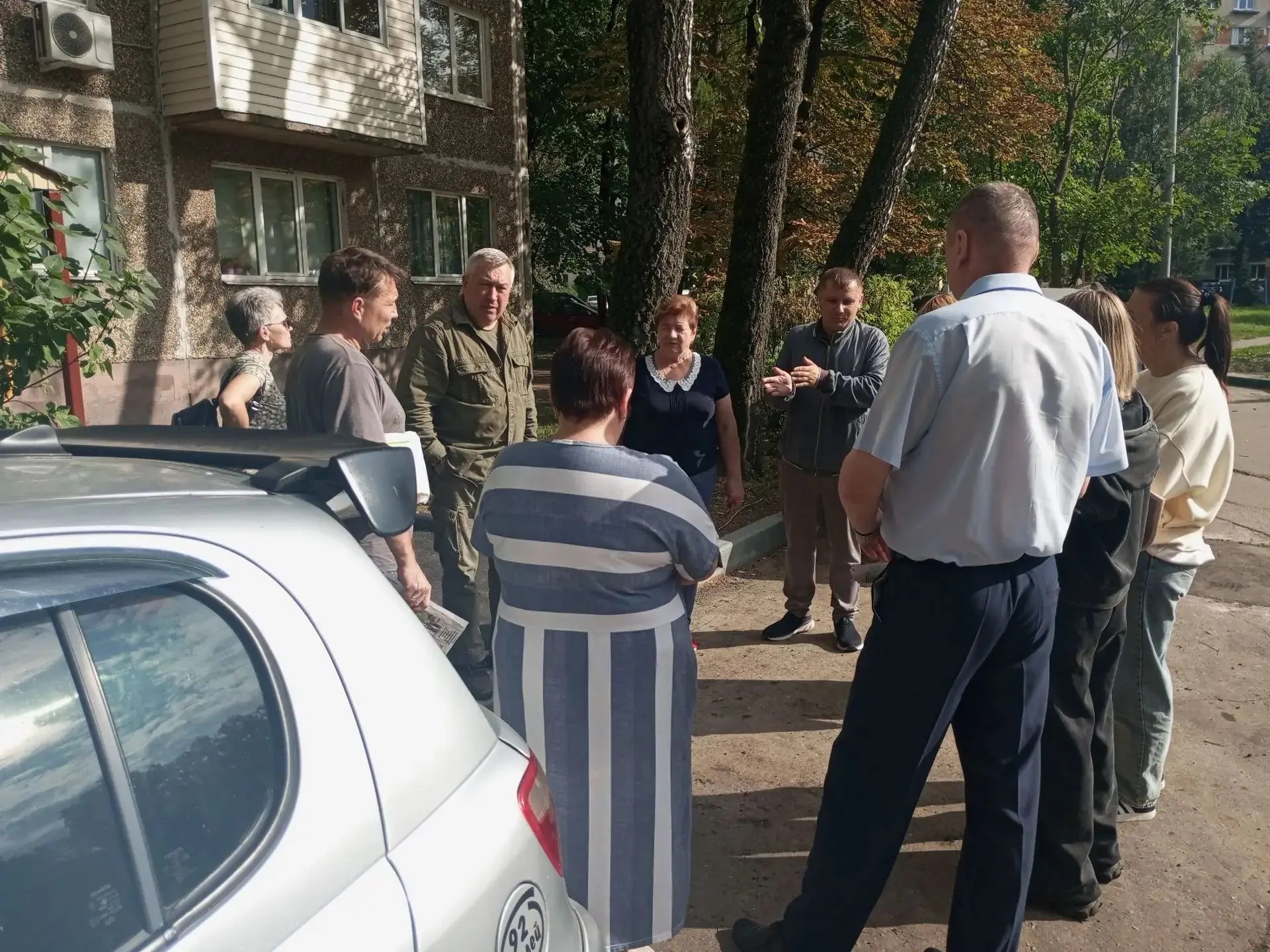 Черепенников Андрей провел встречу с жителями многоквартирных домов по адресу: ул. Ленинградская, д. 8 и 8А