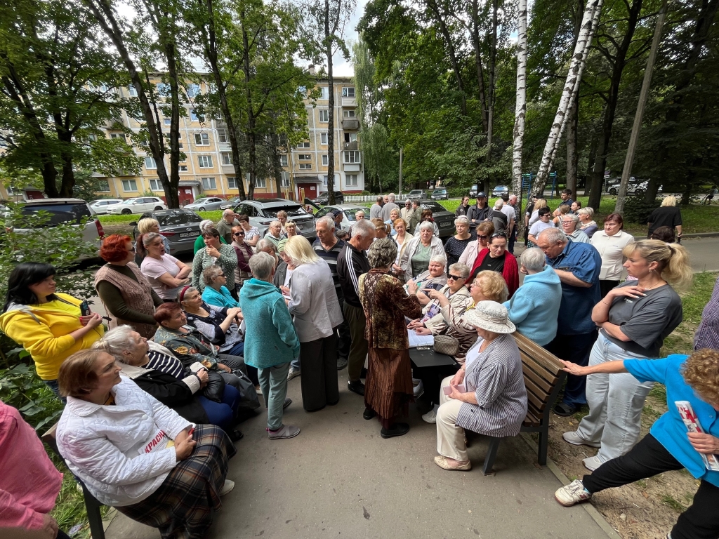 Встреча с жителями поселка Загорянский