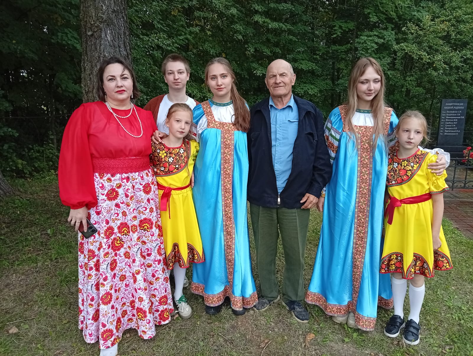 Лотошинские коммунисты посетили праздничное мероприятие посвященное Дню деревни Турово