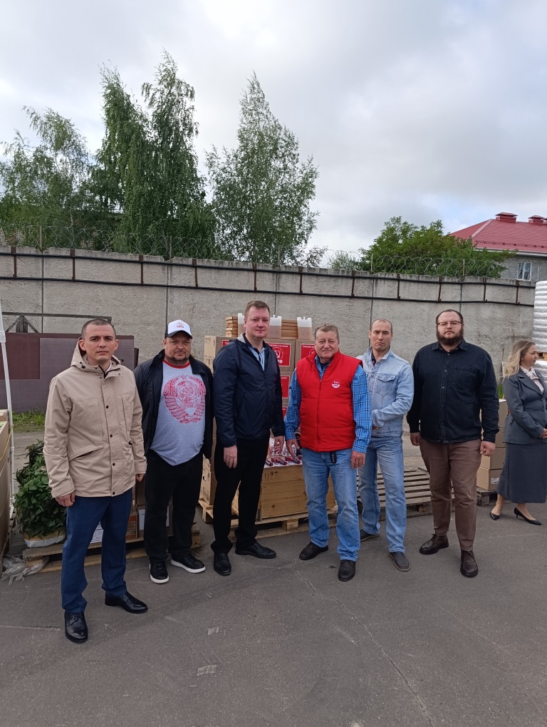 СВОих не бросаем