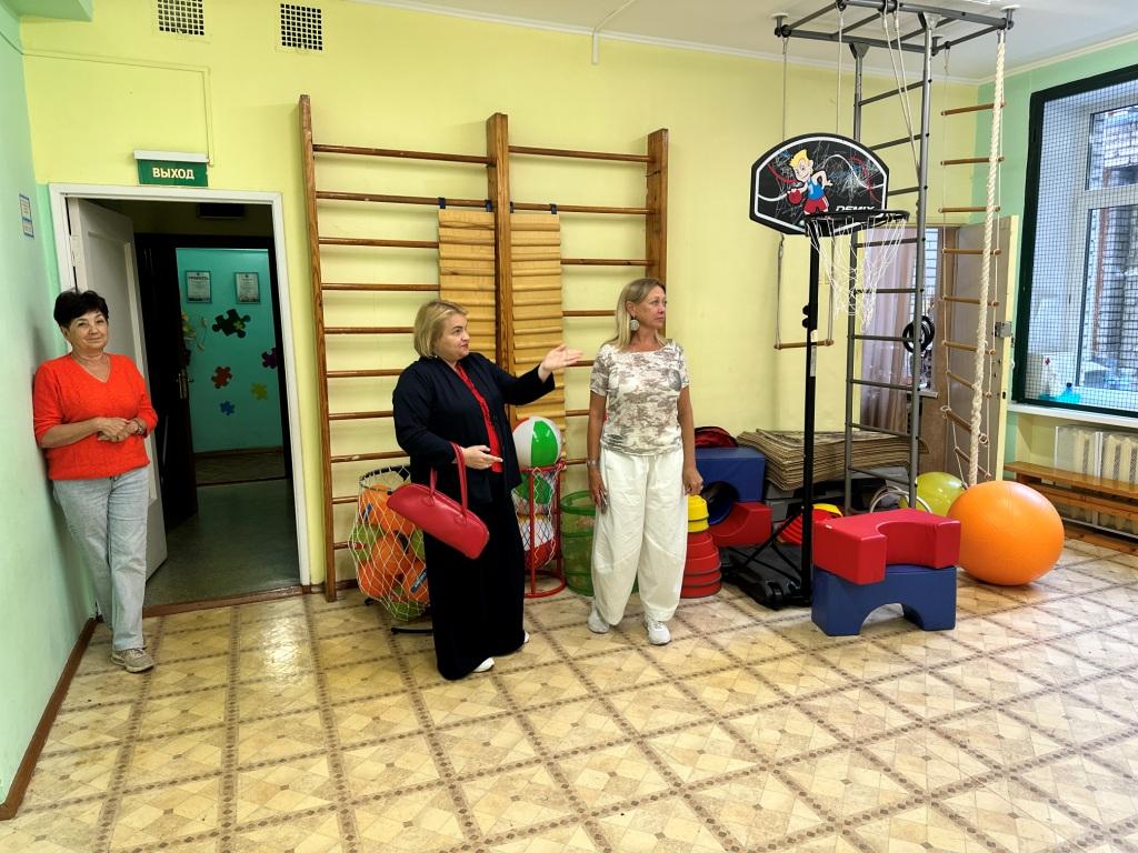 Королёв. За чистотой и уютом — большой труд и большое сердце: встреча с коллективом детского сада