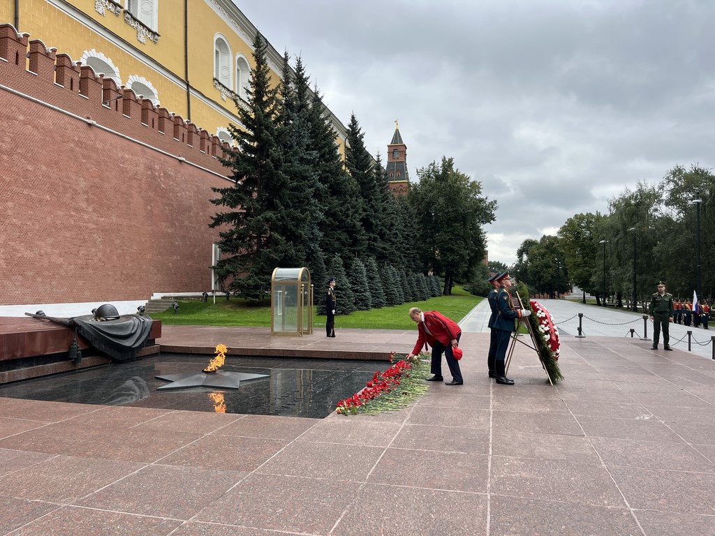 КПРФ в Москве провела митинг в День Победы над милитаристской Японией и окончания Второй мировой войны