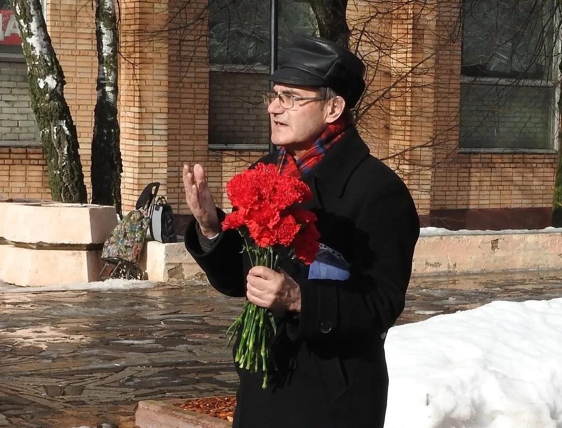 Неразрывная связь поколений