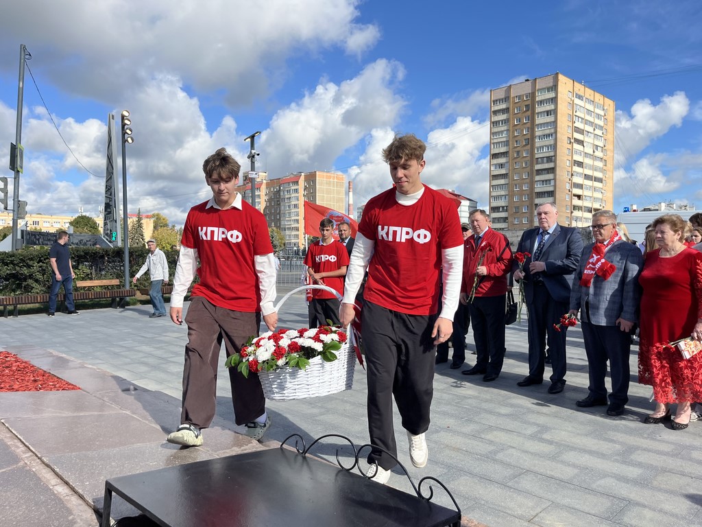 Геннадий Зюганов прибыл с рабочим визитом в подмосковный Подольск