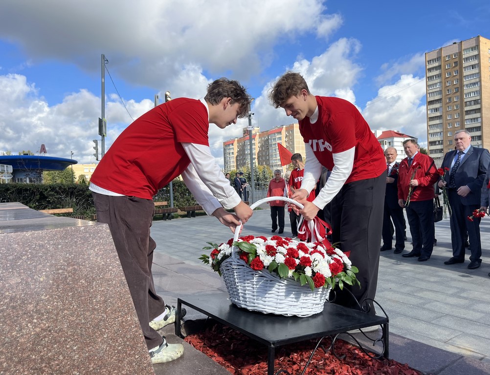 Геннадий Зюганов прибыл с рабочим визитом в подмосковный Подольск