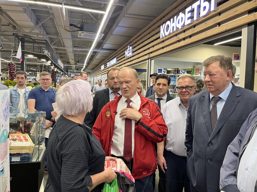 Продолжается рабочий визит Геннадия Зюганова в Подольск