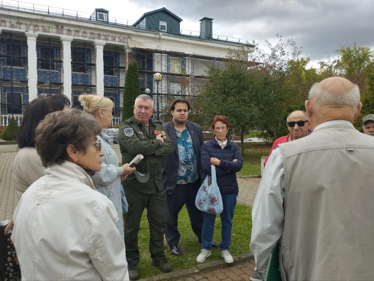 Андрей Черепенников провел встречу с жителями поселка Молодежный г.о. Подольск