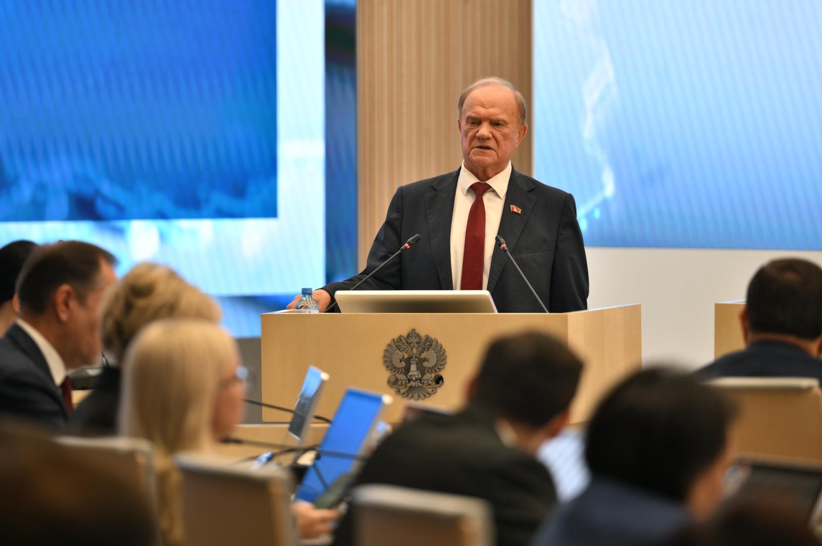 Депутаты фракции КПРФ получили мандаты в Центризбиркоме