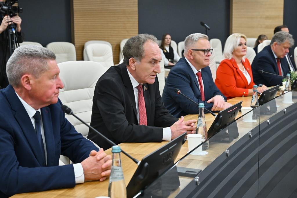 Зампредседателя Мособлдумы Александр Наумов прокомментировал начало работы регионального парламента VIII созыва