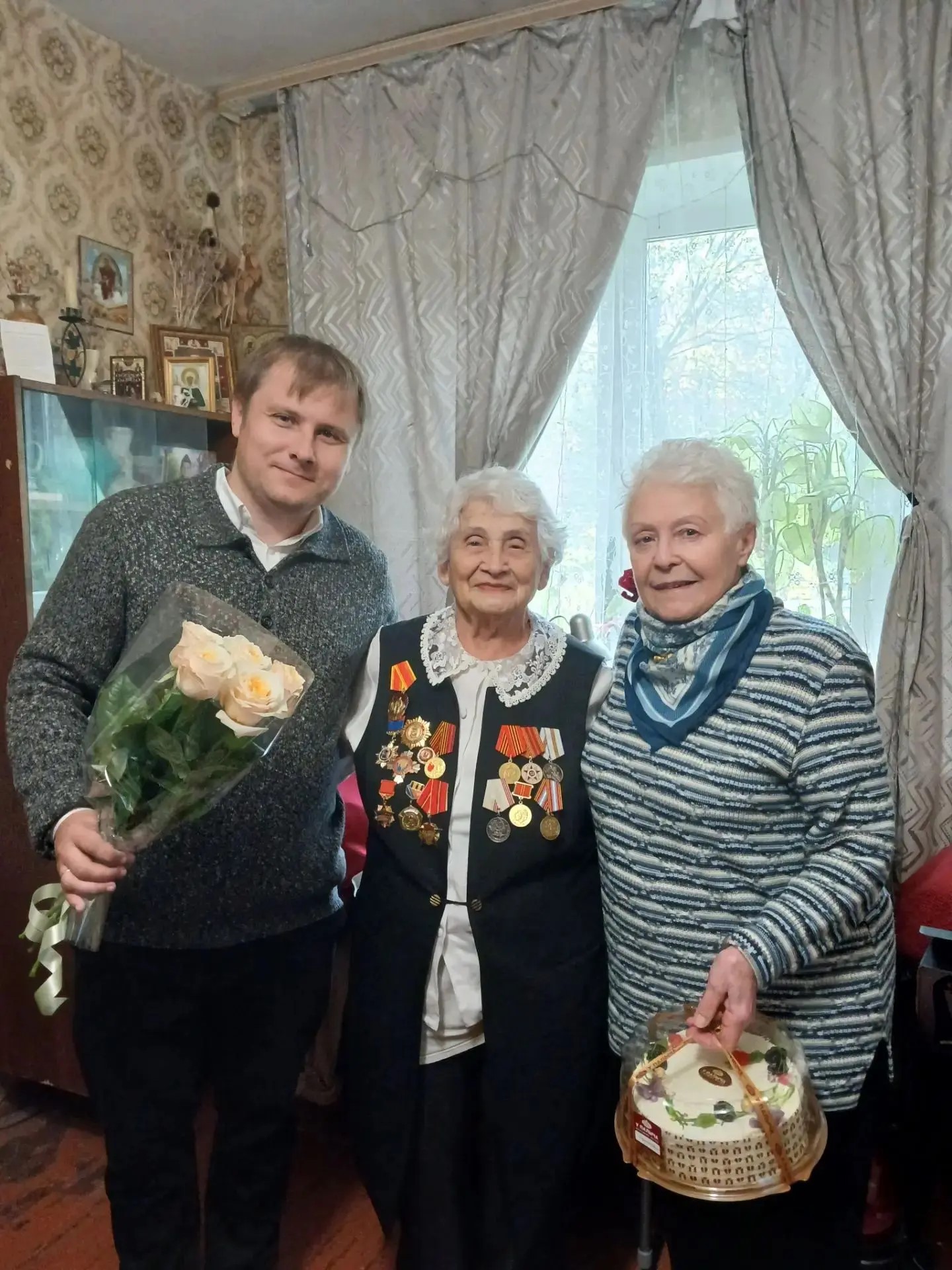 Встреча, наполненная теплом и воспоминаниями